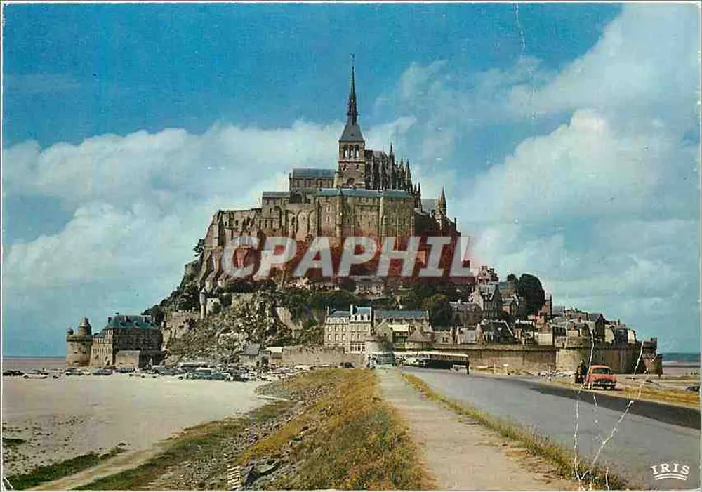 Mont Saint-Michel — vue panoramique de l'abbaye et du village — éditeur IRIS - Frente