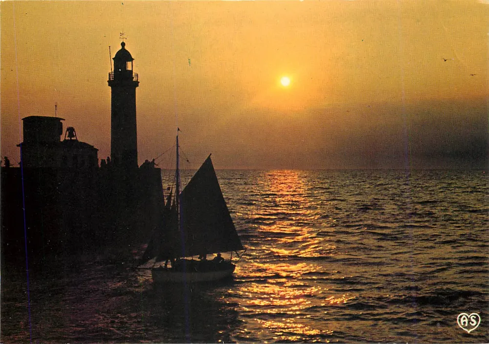 Farol e vela ao pôr do sol — Editor AS, n° 841 PP - Frente