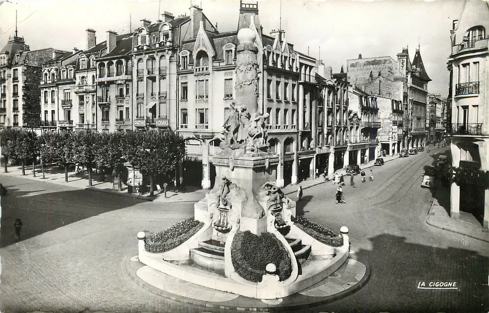 Place Drouet d'Erlan — Fontaine Subé — Éditions La Cigogne - Vorderseite