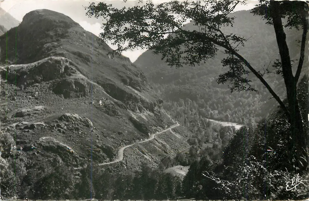 Eingang in die Burde-Tal — Straße des Portillon — Luchon, Hautes-Pyrénées — Verlag 'Pyr. Océan' La Duchêne, Nr. 630 - Vorderseite