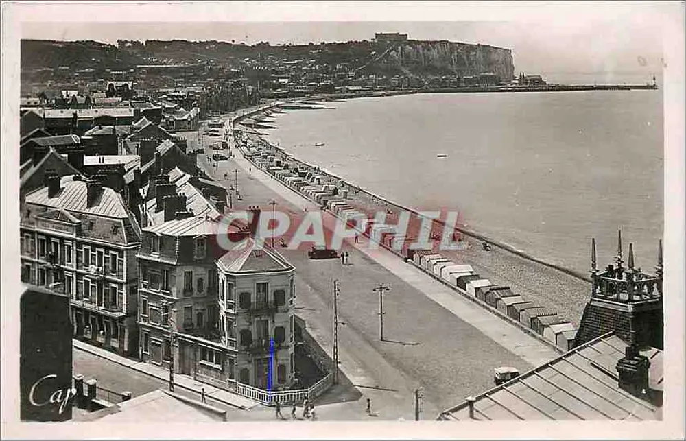 Mers-les-Bains — Vista geral da esplanada em direção ao Tréport — «REAL-PHOTO» G. STRASBOURG - PARIS - Frente