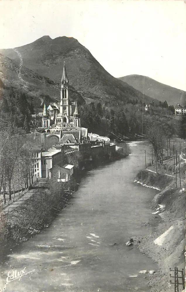 Lourdes – Bazylika i Gave – Wyd. P. Doucet, Lourdes - Awers