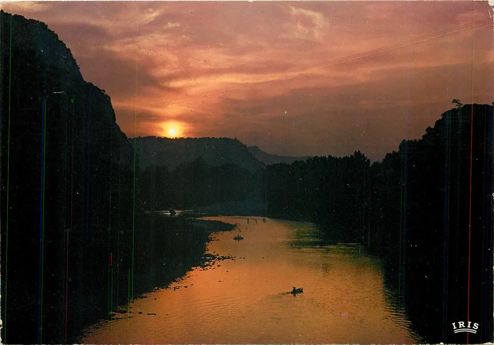Sonnenuntergang in den Schluchten der Ardèche — IRIS - Vorderseite