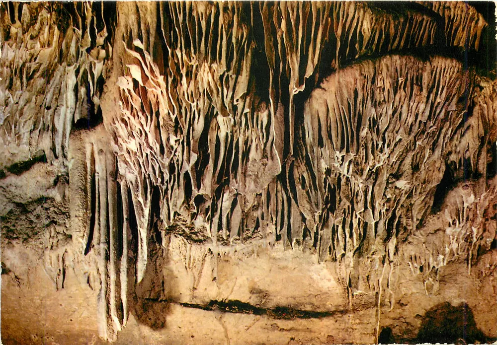 Grottes d'Arcy-sur-Cure — Les Draperies — editore Cimchrome, n° 89.015.00.0003 - Recto
