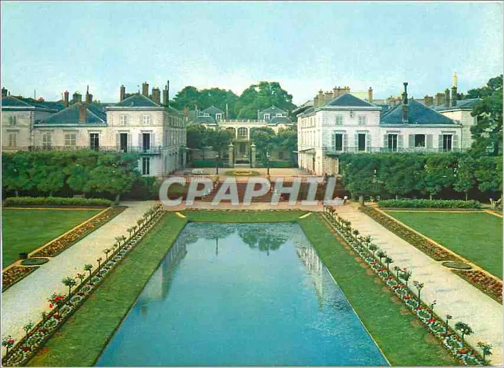 Château de la Muette — view of the gardens and the basin — Moët & Chandon, Épernay - Vorderseite