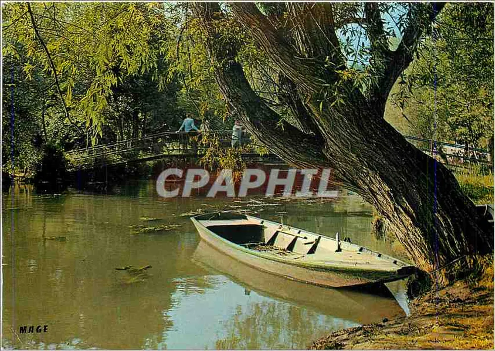 Bords du Loing — Paysage avec bateau et pont — Éditions MAGE - Recto