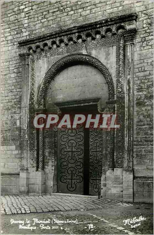 Porta do século XIII — Basílica de Dormans (Savoia) — Fotos Michallet, Lyon - Frente