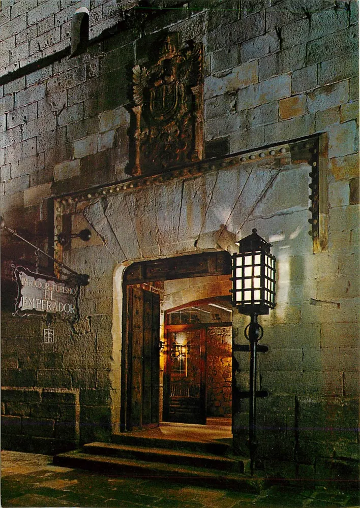 Hotel El Emperador — Fuenterrabia - Vorderseite