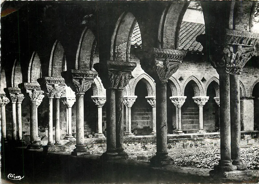 Moissac (Tarn-et-Garonne) — O Claustro — Fotografia de Cim - Frente