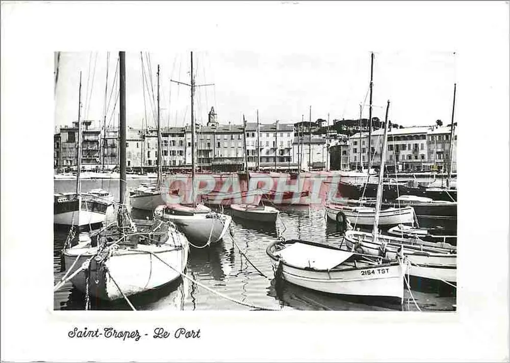 Saint-Tropez - Le Port — photographie de port avec voiliers — éditeur inconnu - Recto