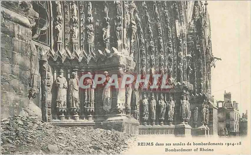 Reims — Fassade der Kathedrale nach Bombenangriffen 1914-18 — Verlag und Nummer nicht sichtbar - Vorderseite