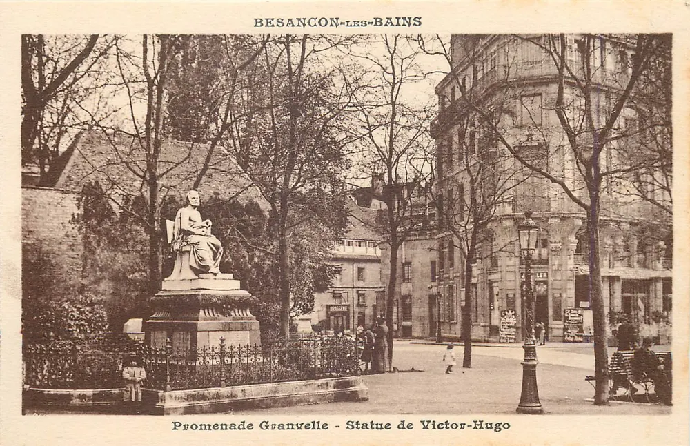 BESANÇON-LES-BAINS — Promenade Granvelle — Statue von Victor Hugo — Ausgabe des Syndikats für Tourismus und Initiative Besançon - Vorderseite