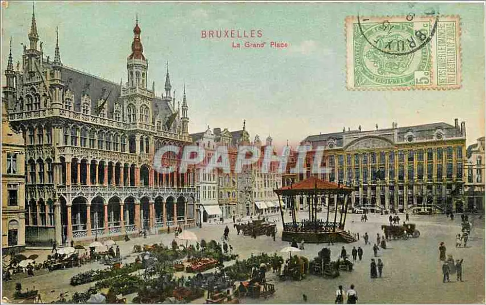 Bruxelas - A Grand' Place — visão da Grand-Place com a Casa do Rei e um kiosque — editor anônimo, número de série não visível - Frente