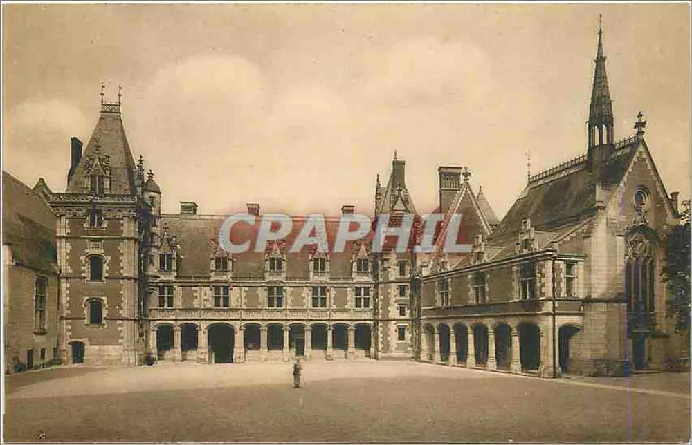 Cour intérieure du château de Saint-Cloud — Façade intérieure — Carte postale de luxe - Recto