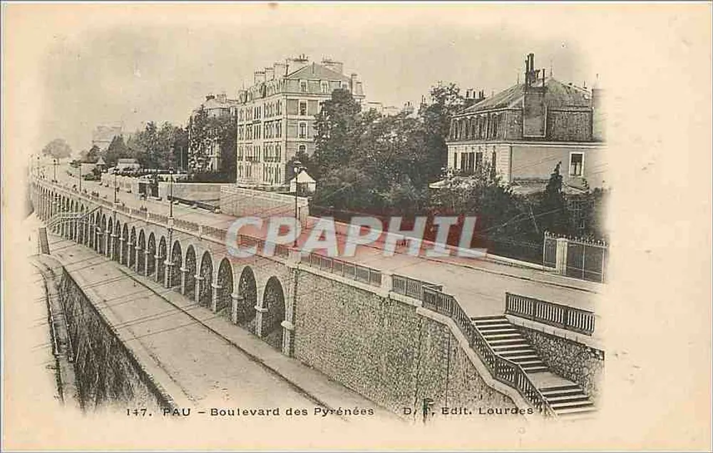 PAU — Boulevard des Pyrénées — Dr. F. Edit. Lourdes - Frente