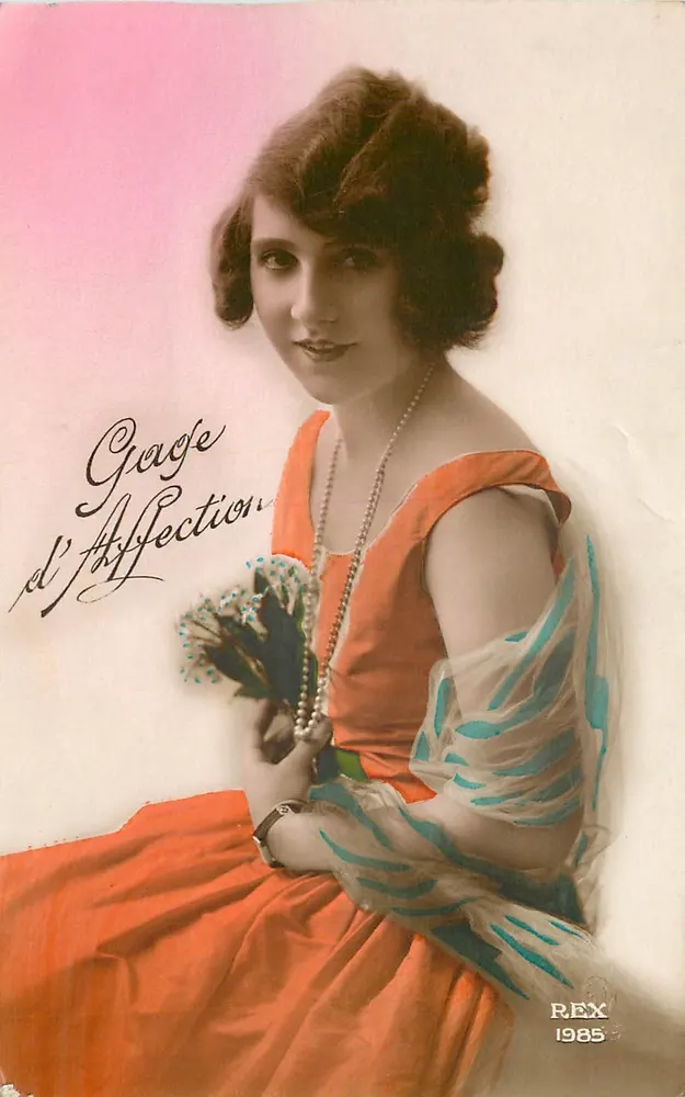 Jovem mulher em vestido laranja — Gage d’Affection — REX 1985 - Frente