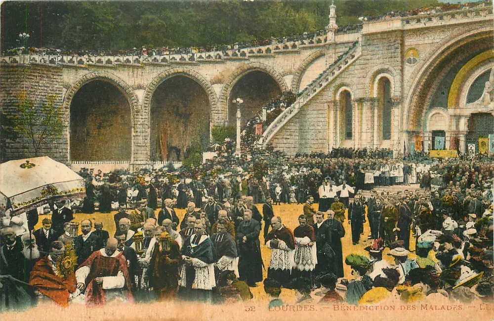 Lourdes — Bênção dos Doentes — LL - Frente
