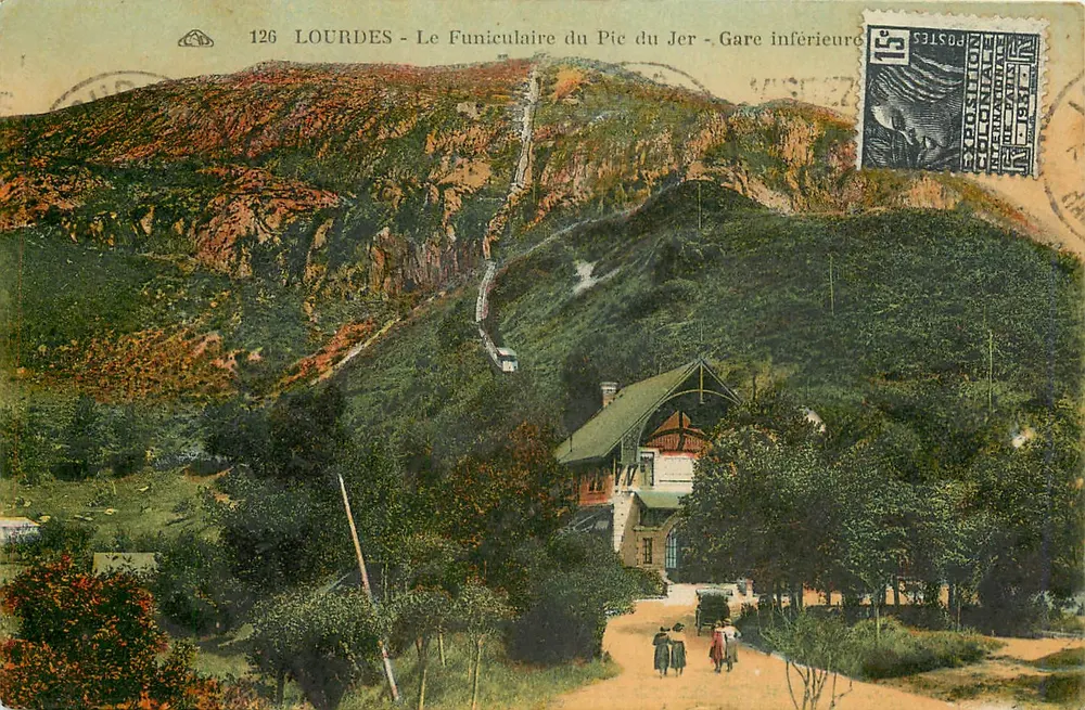 Lourdes - Der Seilbahn Pic du Jer - Untere Station - Vorderseite