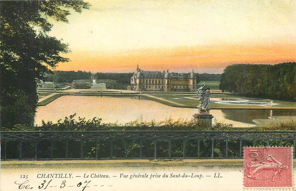 Chantilly — Das Schloss — Allgemeiner Blick vom Saut-du-Loup — LL. — N° 125 - Vorderseite