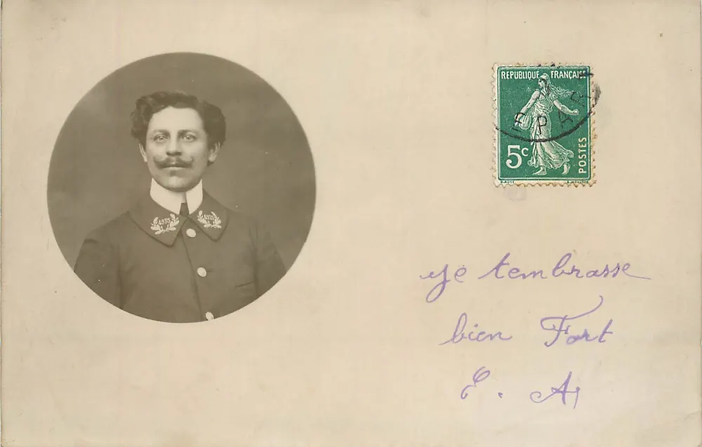 Retrato de um militar — editor Photo-Cartes, 28, Av. Poissonnière, Paris - Frente