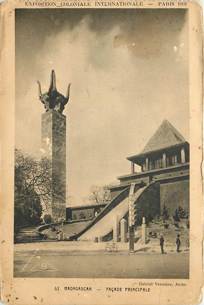 Madagascar — Fachada Principal — Exposição Colonial Internacional — Paris 1931 — Gabriel Veissiere, Archs. - Frente