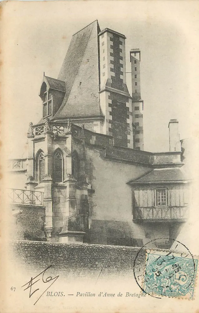 Blois — Pavillon de Ana de Bretaña — Editor Neurdein, n° 67 - Anverso