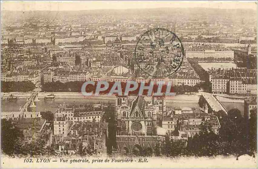 LYON — Vista geral, tirada de Fourvière - E.R. - Frente