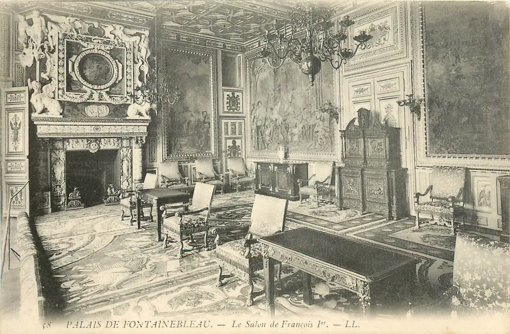 Schloss Fontainebleau — Der Salon von François I. — LL - Vorderseite