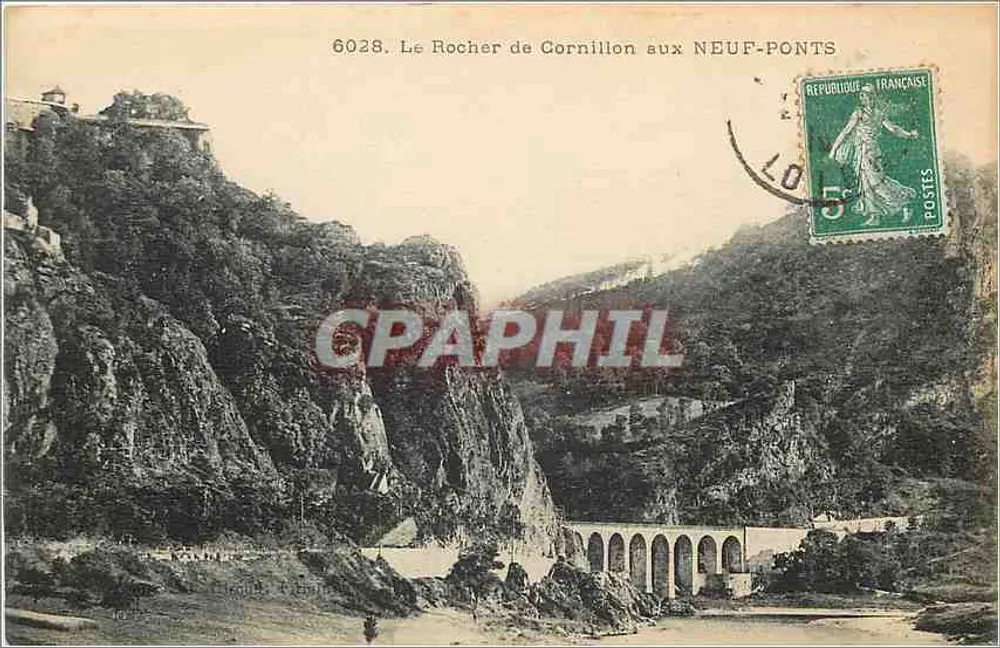 Le Rocher de Cornillon aux NEUF-PONTS — widok z mostu i skały — wydawca anonimowy, nr 6028 - Awers