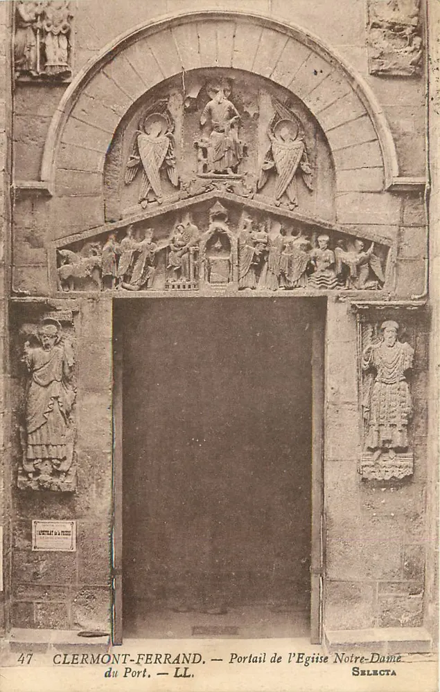 Clermont-Ferrand — Portail de l'Église Notre-Dame — Éditeur LL, n°47 - Recto