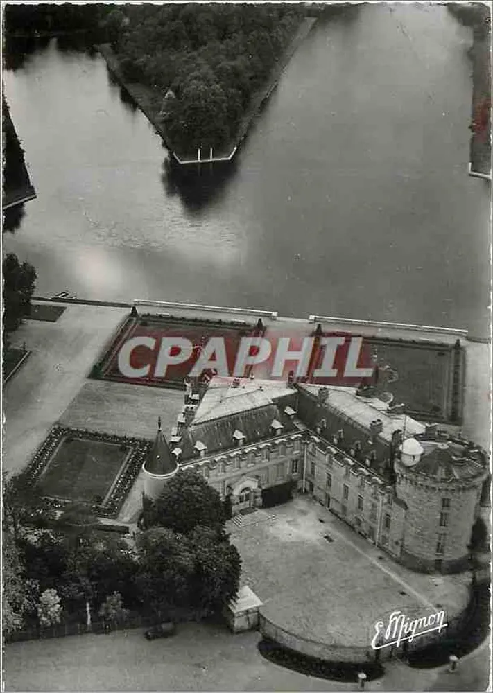 The Castle of la Bergerie - Aerial View — Éditions E. Mignon, n° 455 - Front