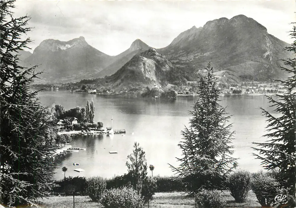 Lake Annecy — Bay of Talloires — Real Photo n°608 - Front