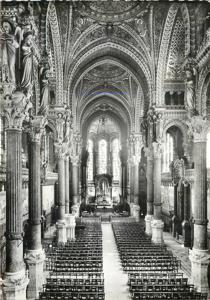 Basilika Notre-Dame de Fourvière — die Große Nave und der Chor — Les Éditions Céillard, Lyon - Vorderseite