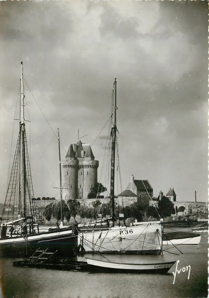 Saint-Servan (Île-et-Vilaine) — Der Solidor-Mühle und der Hafen — Les Éditions de M. N. Yvon, n° 878 - Vorderseite