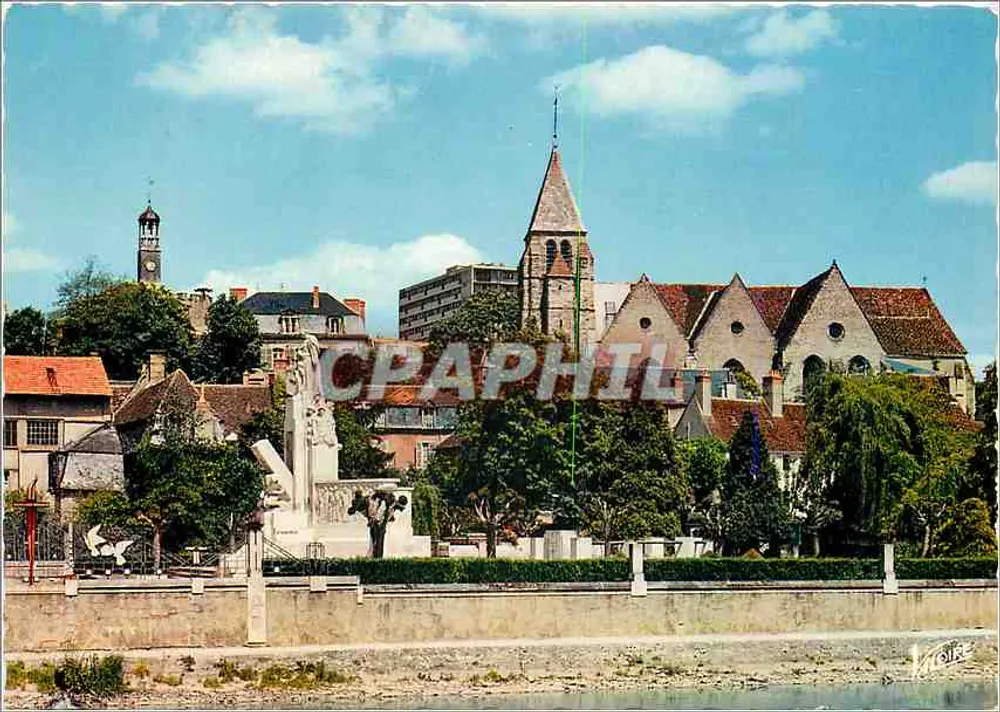 Vierzon (Cher) — Die Ufer der Yèvre, das Denkmal von Karcher und die Kirche Notre-Dame (12. bis 15. Jahrhundert) — Production LECOINTRE - Vorderseite