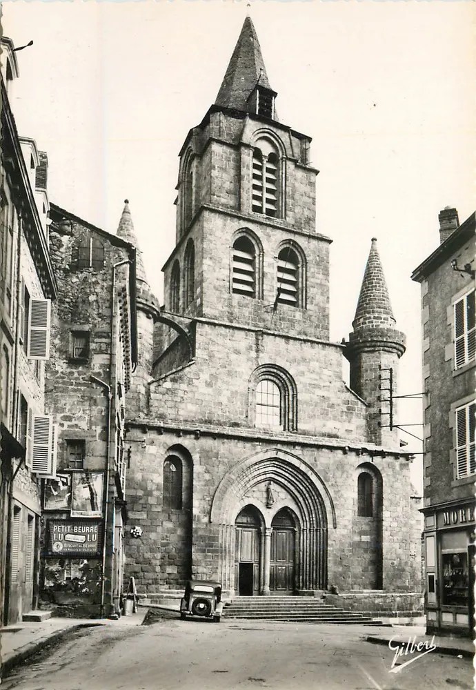 Iglesia Parroquial de Saint-Junien — Siglos XI y XII — Ediciones Charente et Art. A. GILBERT - Anverso