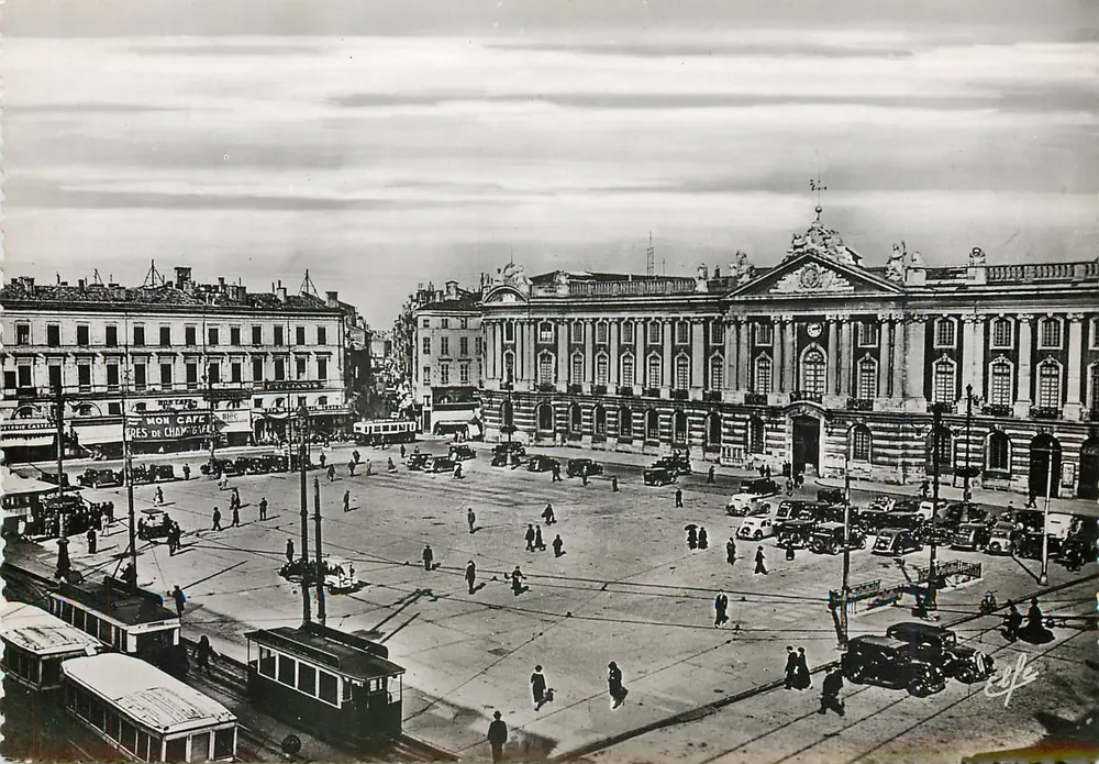 Praça do Capitólio — Toulouse — Edições Pirineus-Oceano - Frente