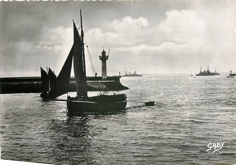 Brest (Finistère) — Segelboot, das den Pass überquert — GABY-Edition - Vorderseite