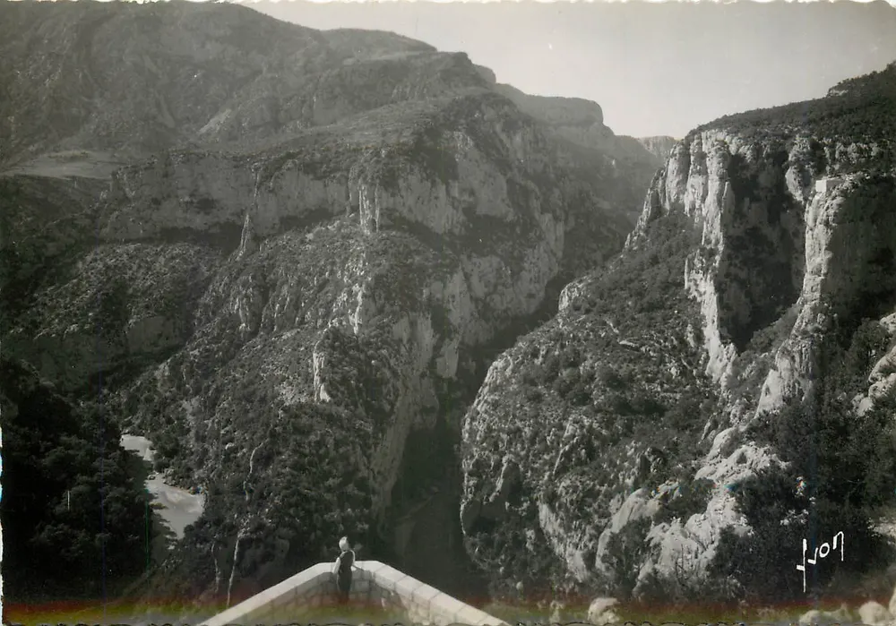 Gorges do Verdon (B.-A.) — Balcon da Mesclea — Les Éditions d'Art, Paris - Frente