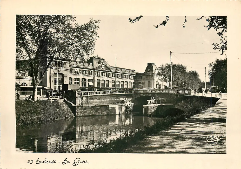 Toulouse - A Estação Matabiau — Canal do Midi — Éditions CIELY, Toulouse - Frente
