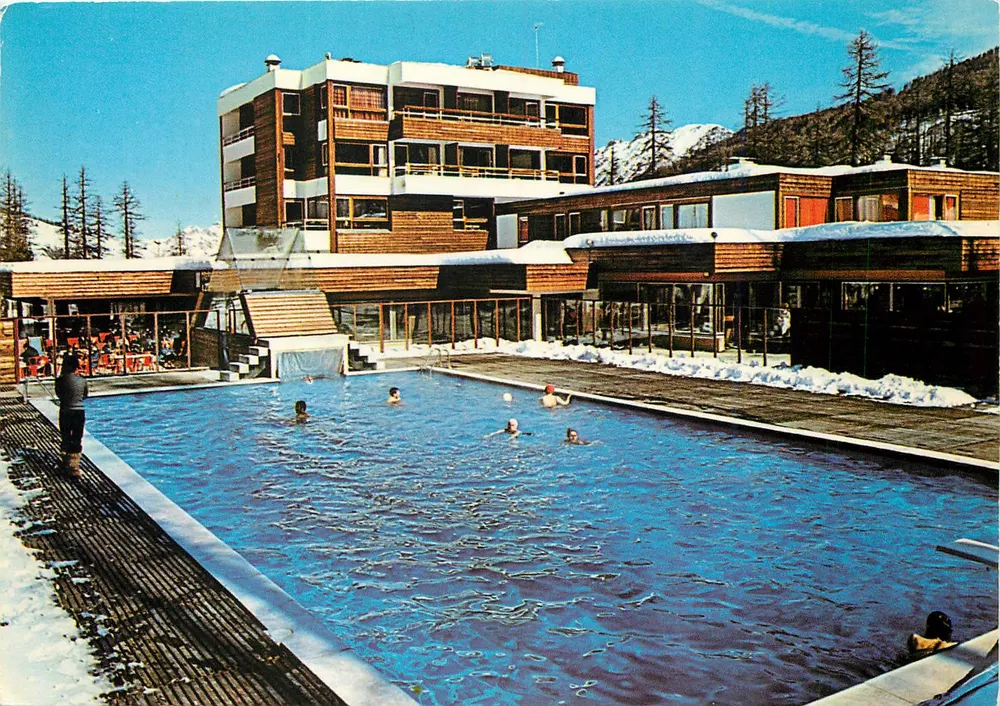 Der Punkt Show - Das Schwimmbecken — Vars-les-Claux (Höhe 1900 m.) — Éditions Guillestre - Vorderseite