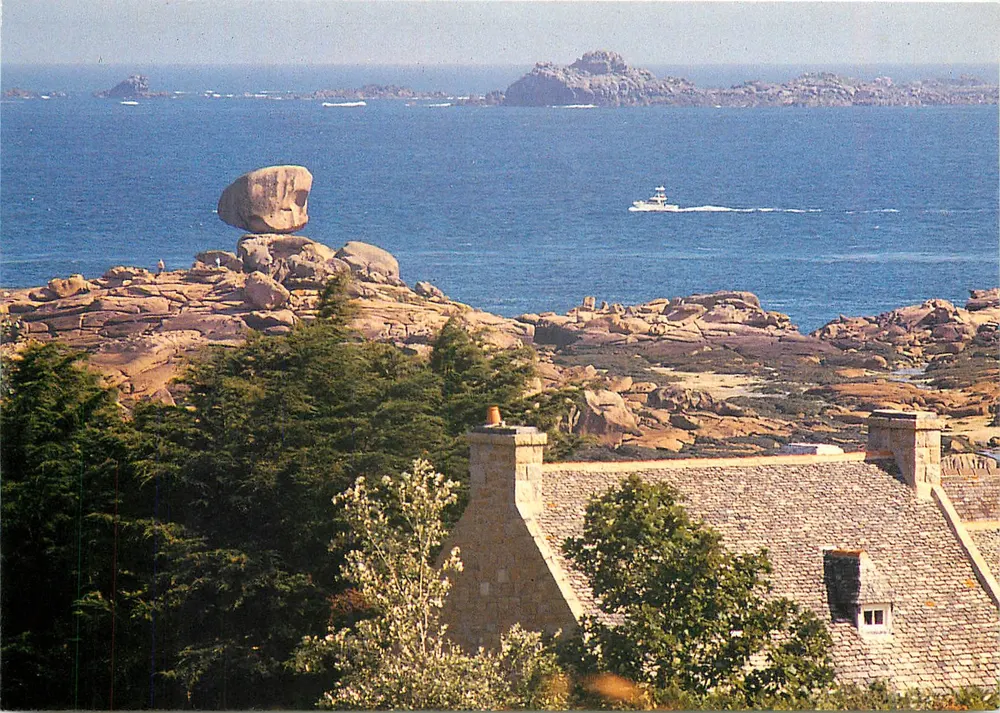 O Rocher du Dé e as Sete Ilhas — Tregastell (Côtes-d'Armor) — Edições de França - Frente