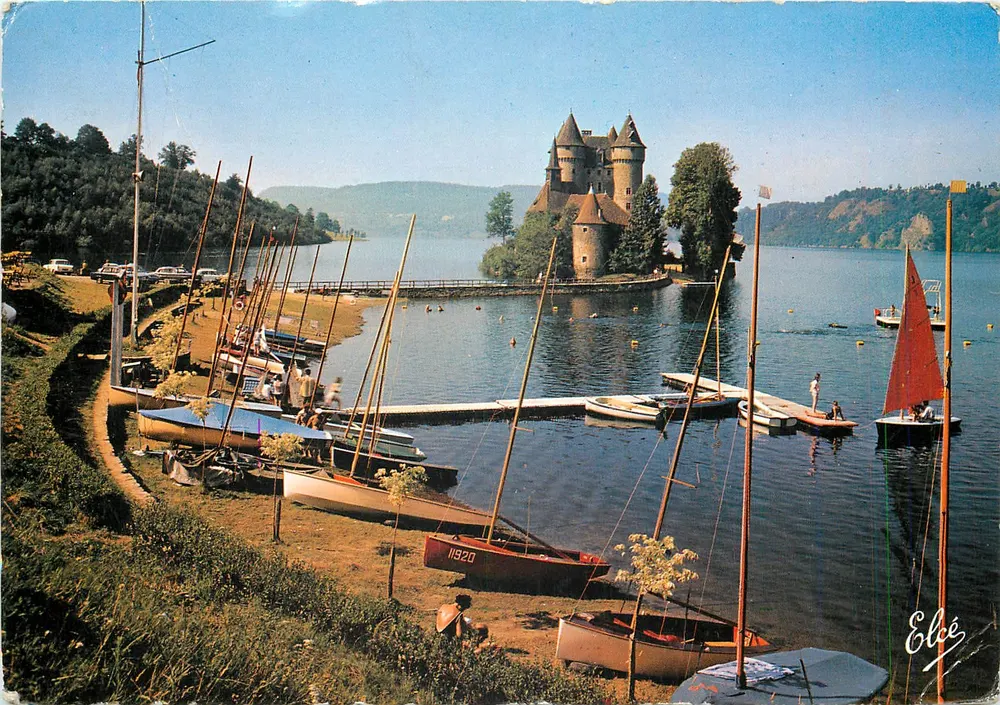 Schloss Val — die Segelboote — Élécé - Vorderseite
