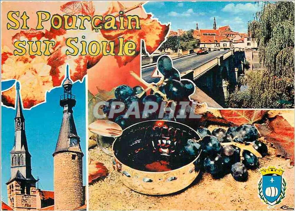 St Pourçain sur Sioule — vista panorâmica com igreja, ponte e cachos de uva — Impressor Combier, Mâcon - Frente