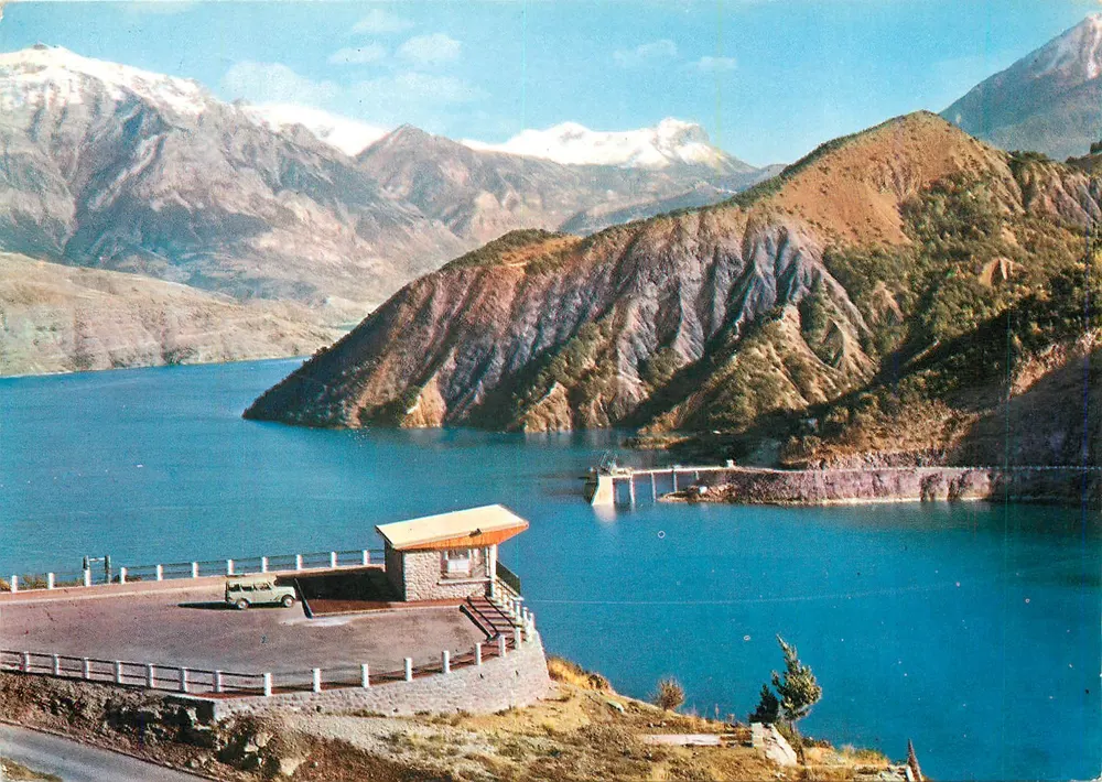 Staudamm und See Serre-Ponçon — Die Berge der Ubaye — Verlag ABEL, GAP - Vorderseite
