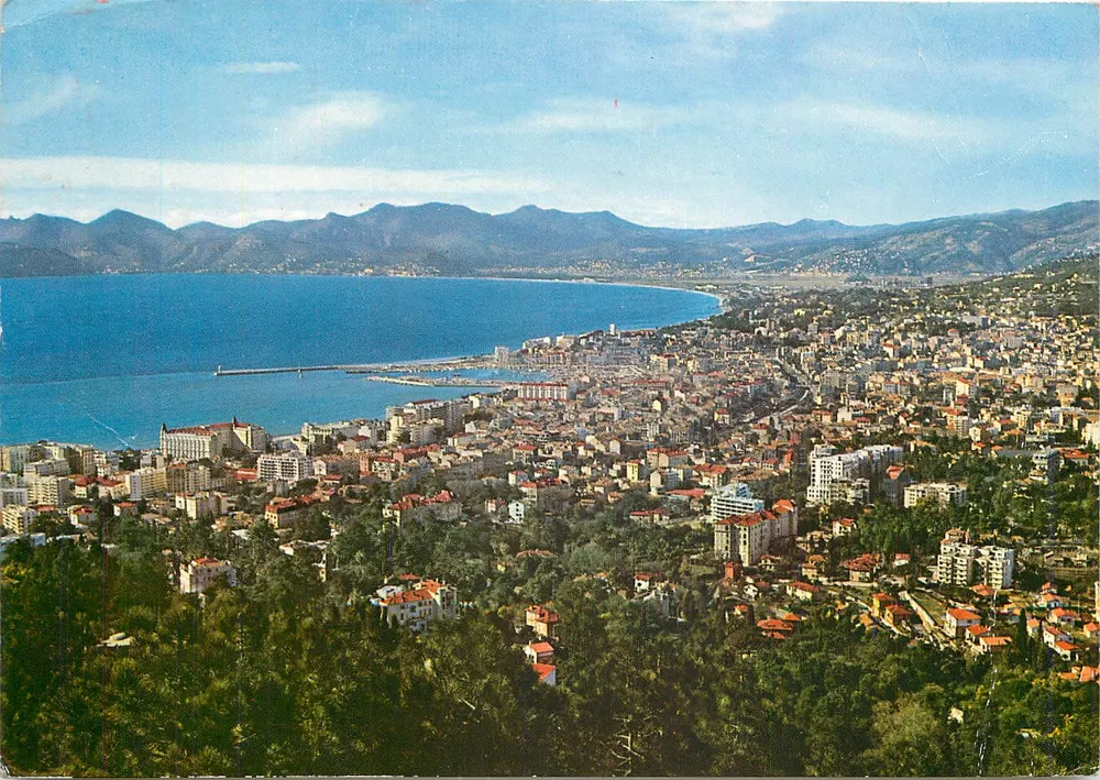 Cannes — Allgemeiner Blick von der Californie — Editions d'Art Montluet, Nizza, Nr. 177 - Vorderseite