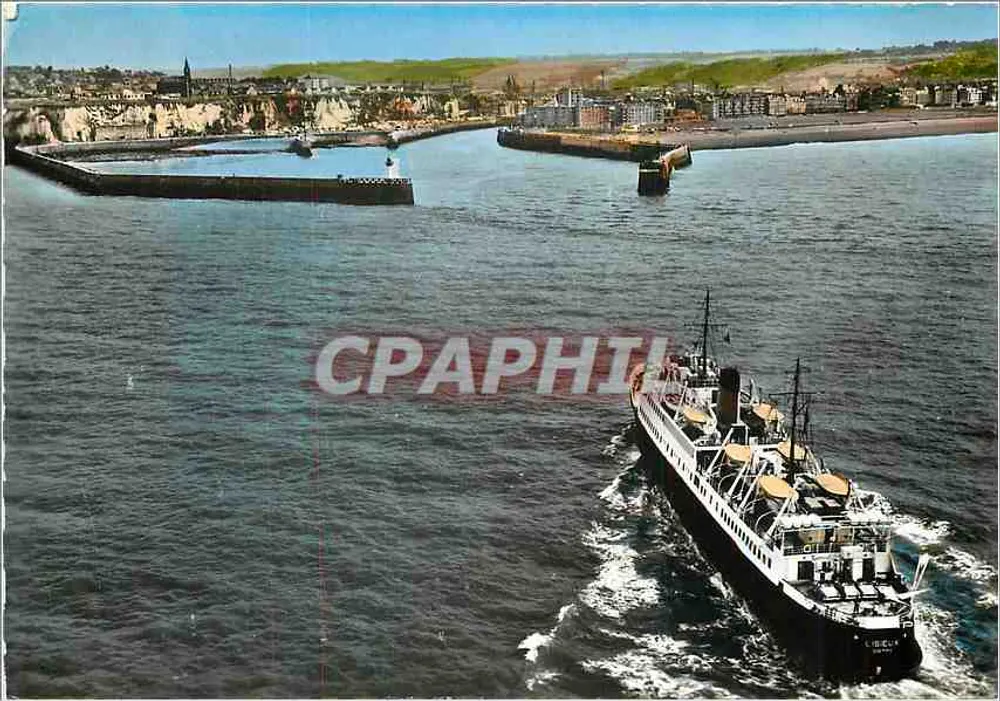 Der Hafen von Dieppe — Luftbild — Edition CPIE - 125 rue St-MAUR (Seine-Maritime) n°110 - Vorderseite