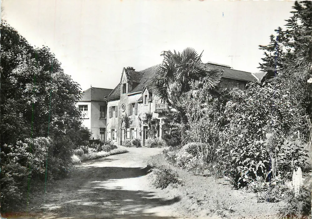 Maison de repos St-Joseph — Keravello — éditeur F. Périthon, n°18 - Recto
