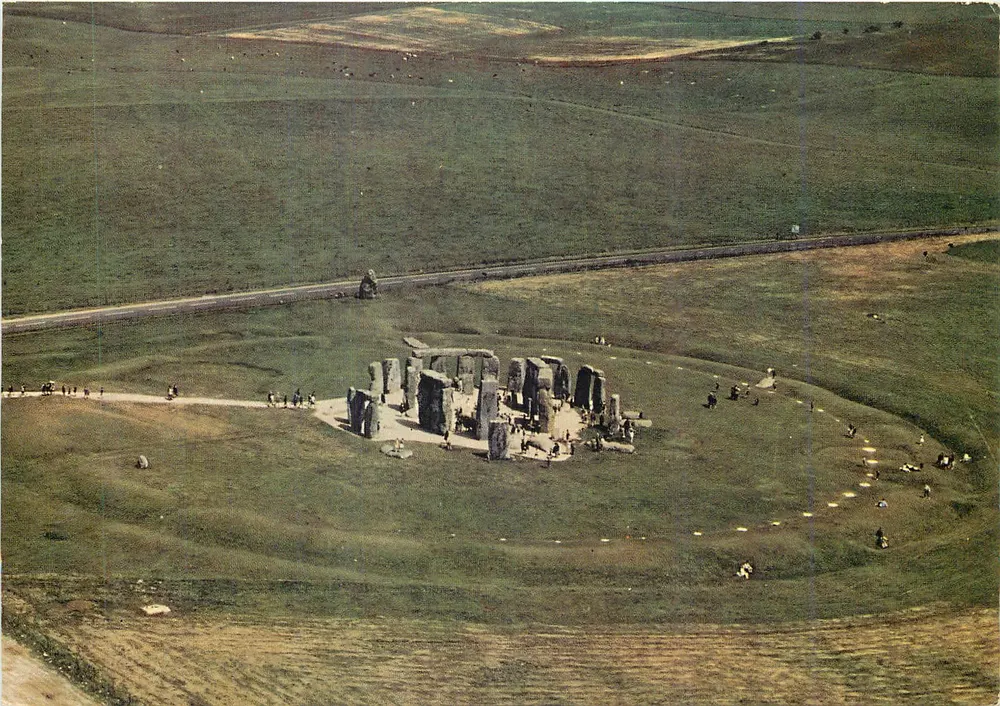 Stonehenge Wiltshire — aerial view from the west — publisher: Colln Richardson Printers Limited - Front