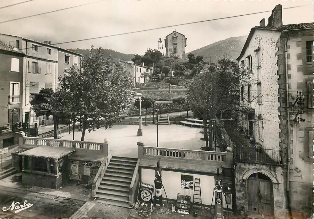 Le Perthus (P.-O.) — Platz und Vauban-Befestigungen — Verlag Narba, Nr. 694 - Vorderseite